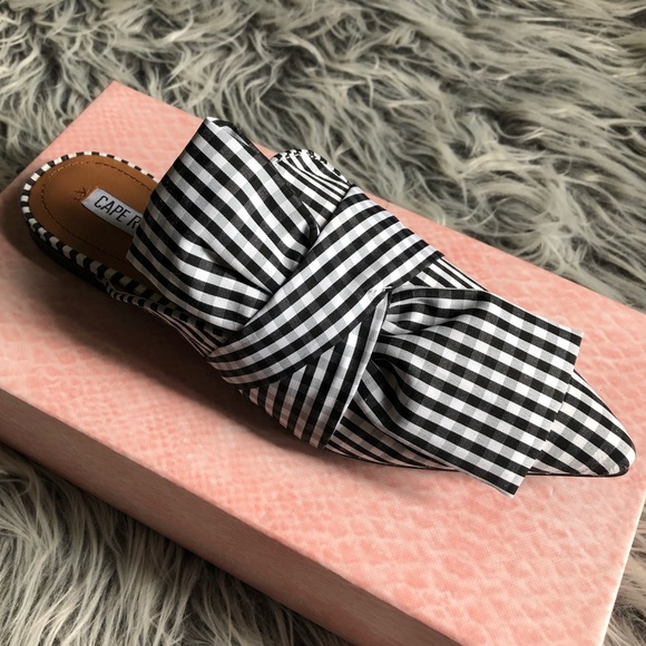 Cape Robbin Black White Checkered Slip On Loafers - Picture 2 of 6